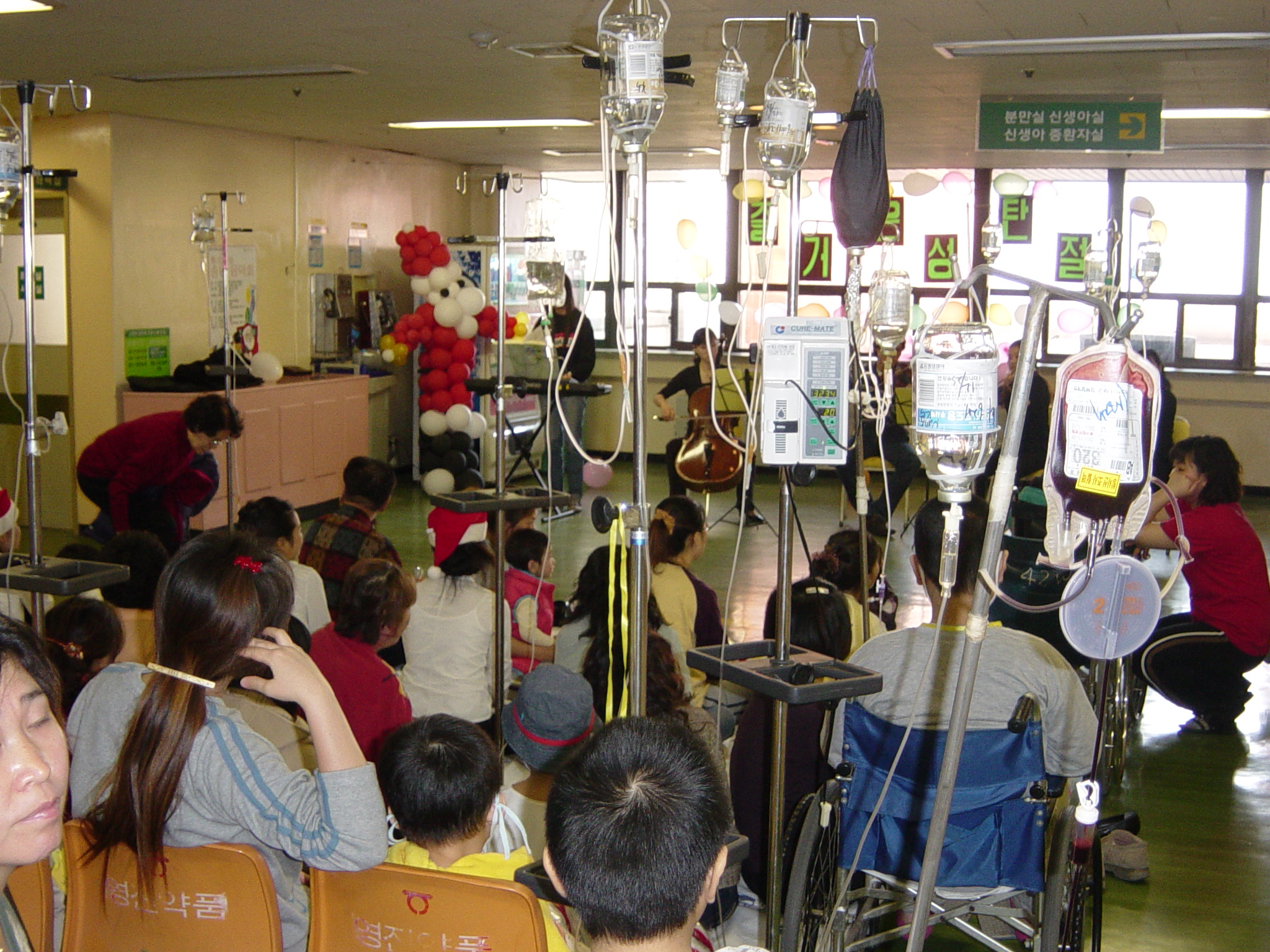 소아과병동 크리스마스행사 개최 - 0Dsc00255 이미지