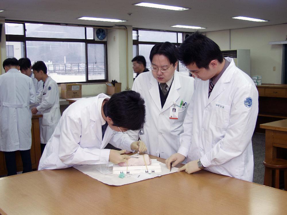 2005년도 신입 인턴 교육 - 0P2180558 이미지