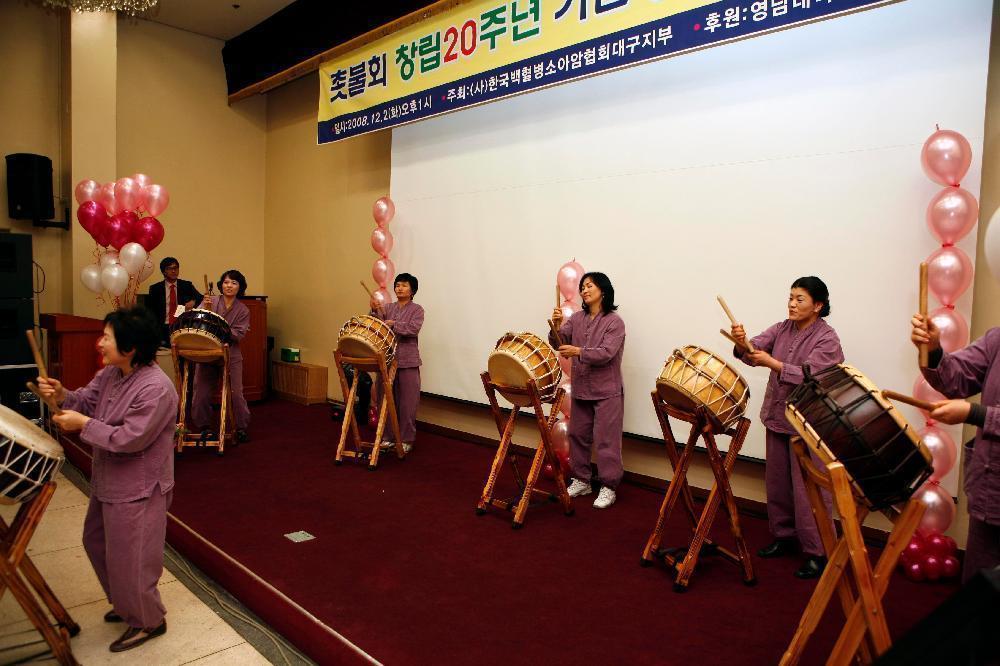 꺼져가는 생명 밝히는 촛불되다! - 촛불회 20주년 행사 개최 - 촛불회 이미지