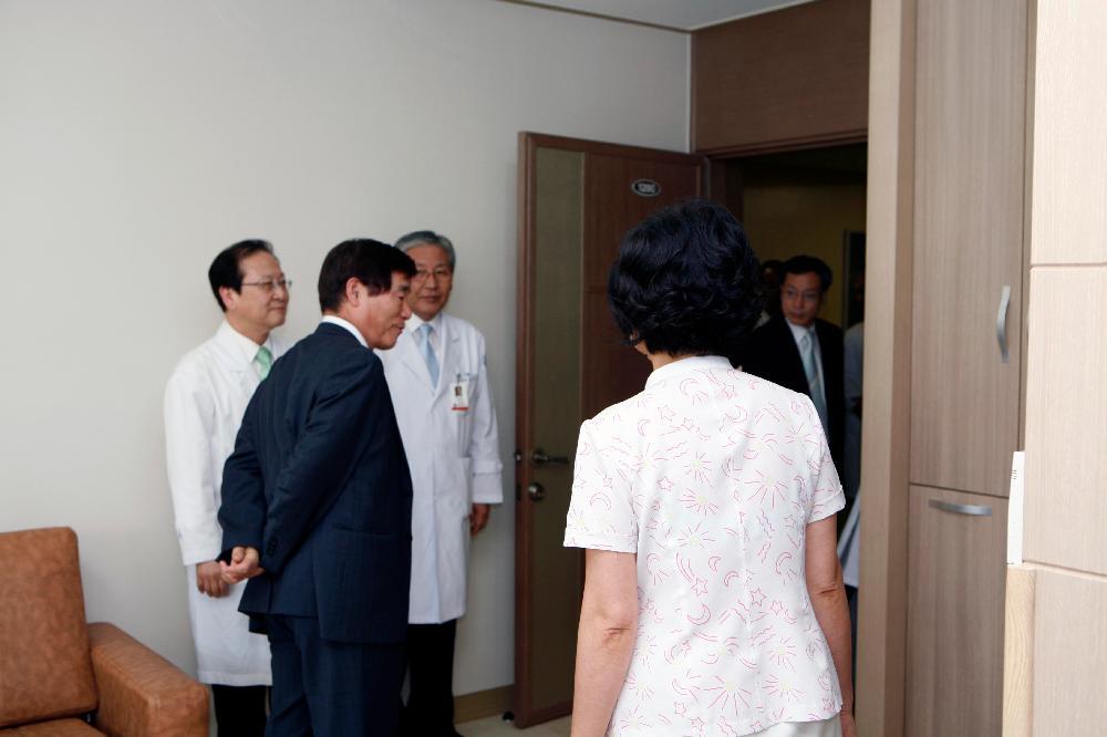 우의형 학교법인 영남학원 이사장, 의료원 방문 - 이사장방문2 이미지