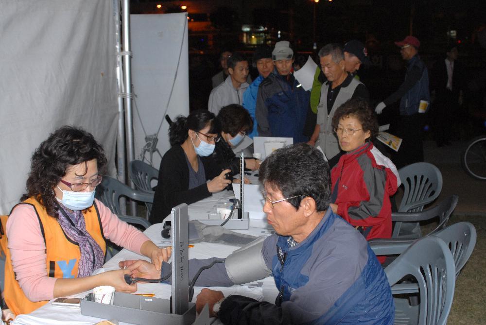 2009년 제5회 컬러풀대구 축제 행사 의료봉사 참가 - DSC_1157 이미지