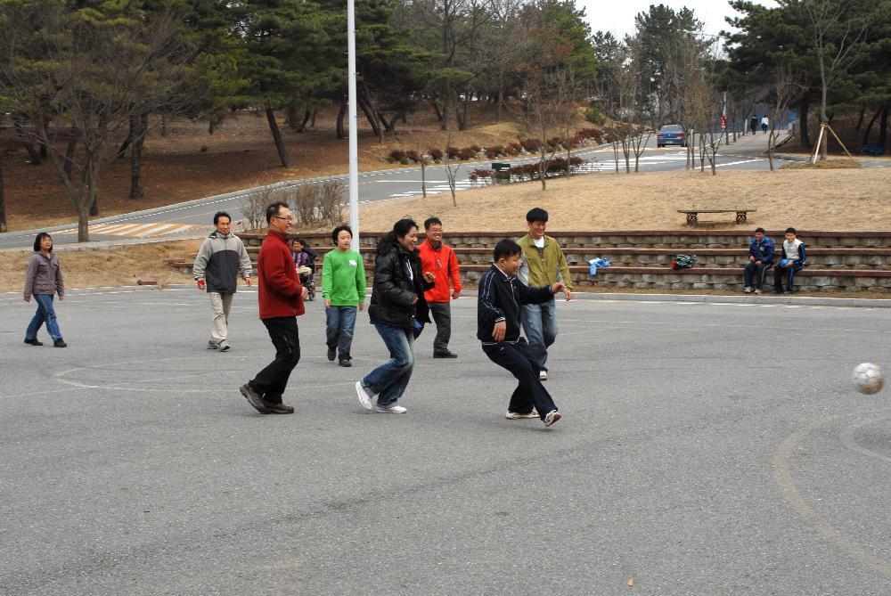 의료기술직연합회, 대동시온재활원 봉사활동 - DSC_0484 이미지