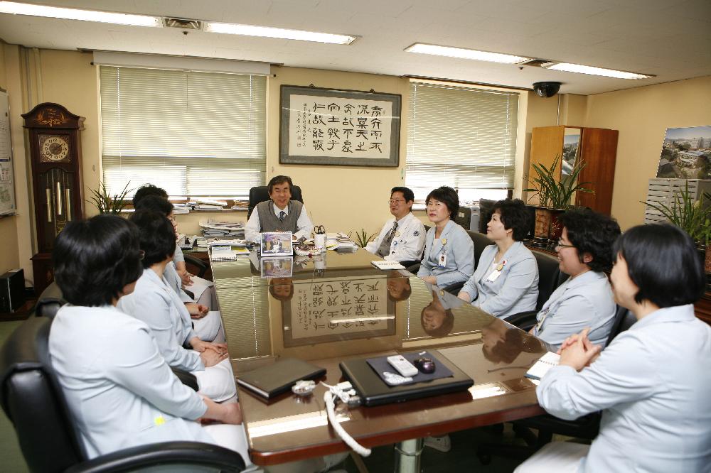 CEO 와 나누는 커피 한 잔의 담소, 2011년 1월 20일 오후 1시 30분, 병원장실, 간호운영실 대상