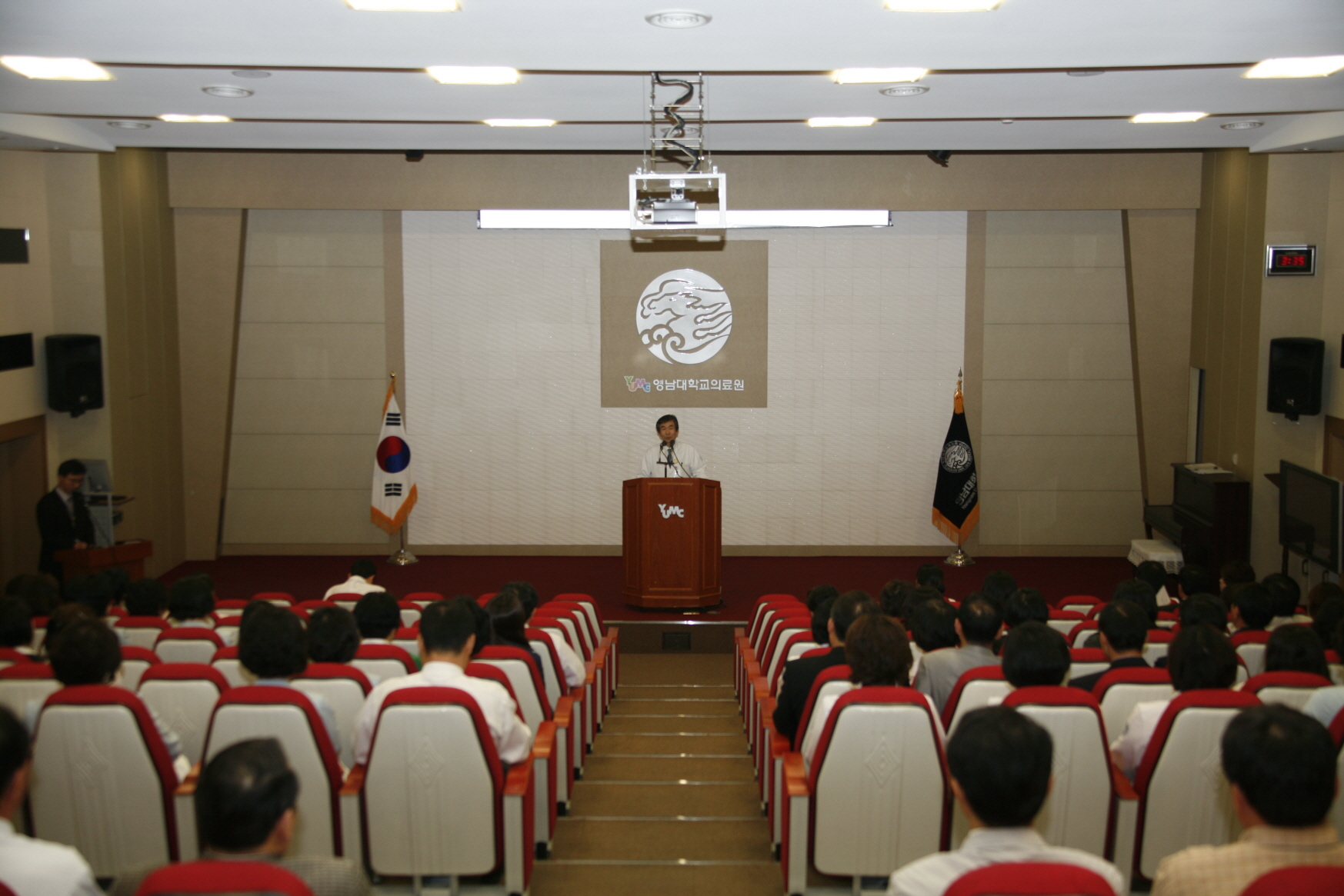 정기 월례회 개최, 2011년 5월 6일 오후 3시 30분, 병원 1층 이산대강당