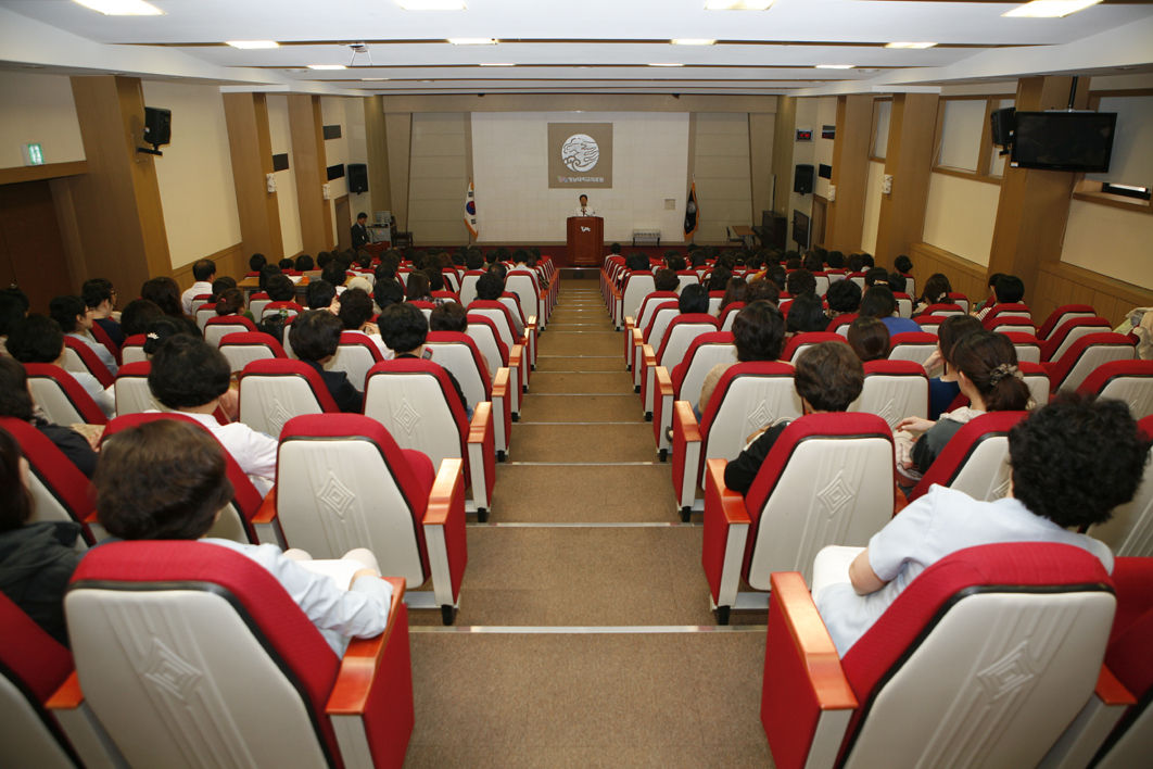 2011년 10월 정기 월례회 개최, 10월 7일(금) 오후 3시 30분, 이동협 부원장 월례사