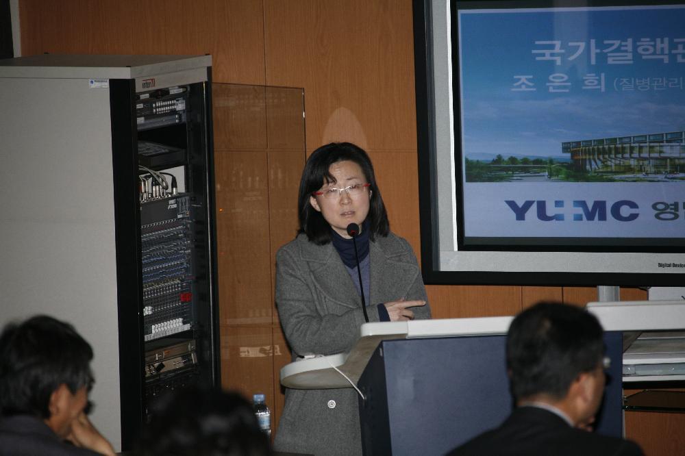 호흡기전문질환센터 심포지엄 개최, 2011년 11월 25일 오후 1시 30분, 의대 죽성강의실, 주제 : 성공적 결핵 관리 위한 센터 역할