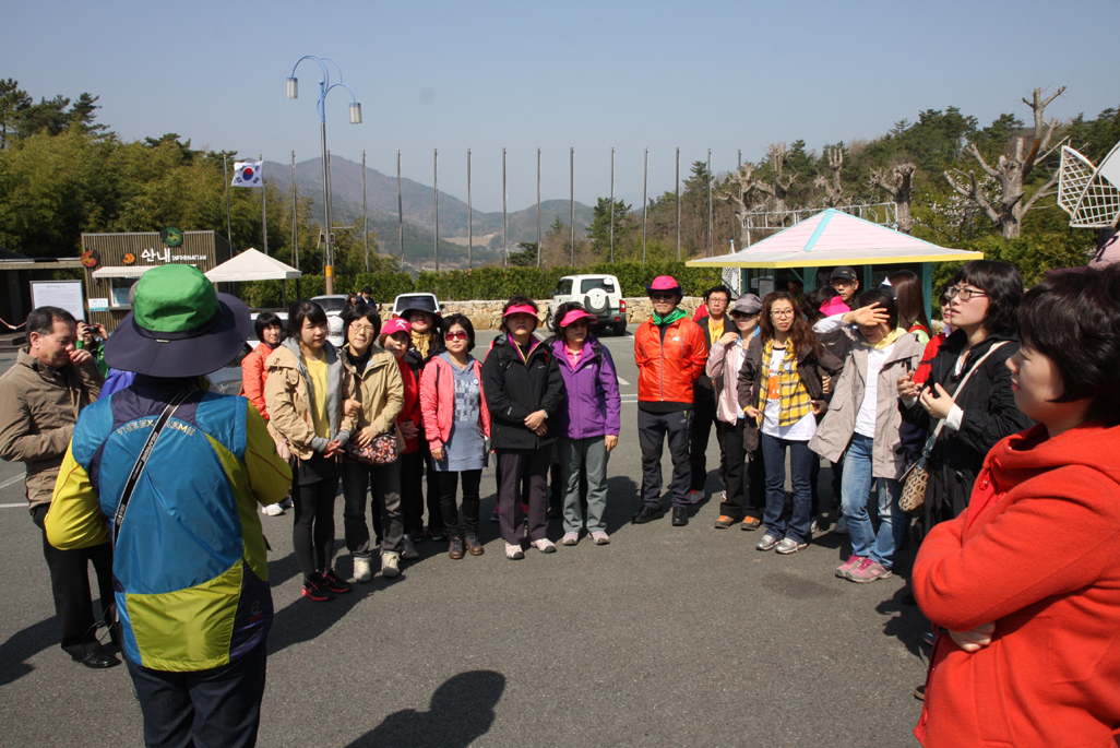 신용협동조합 제15회 조합원 견학교육 실시, 2012년 4월 14일 오전 6시 50분 병원 출발, 남해 일원 견학, 108명 참가