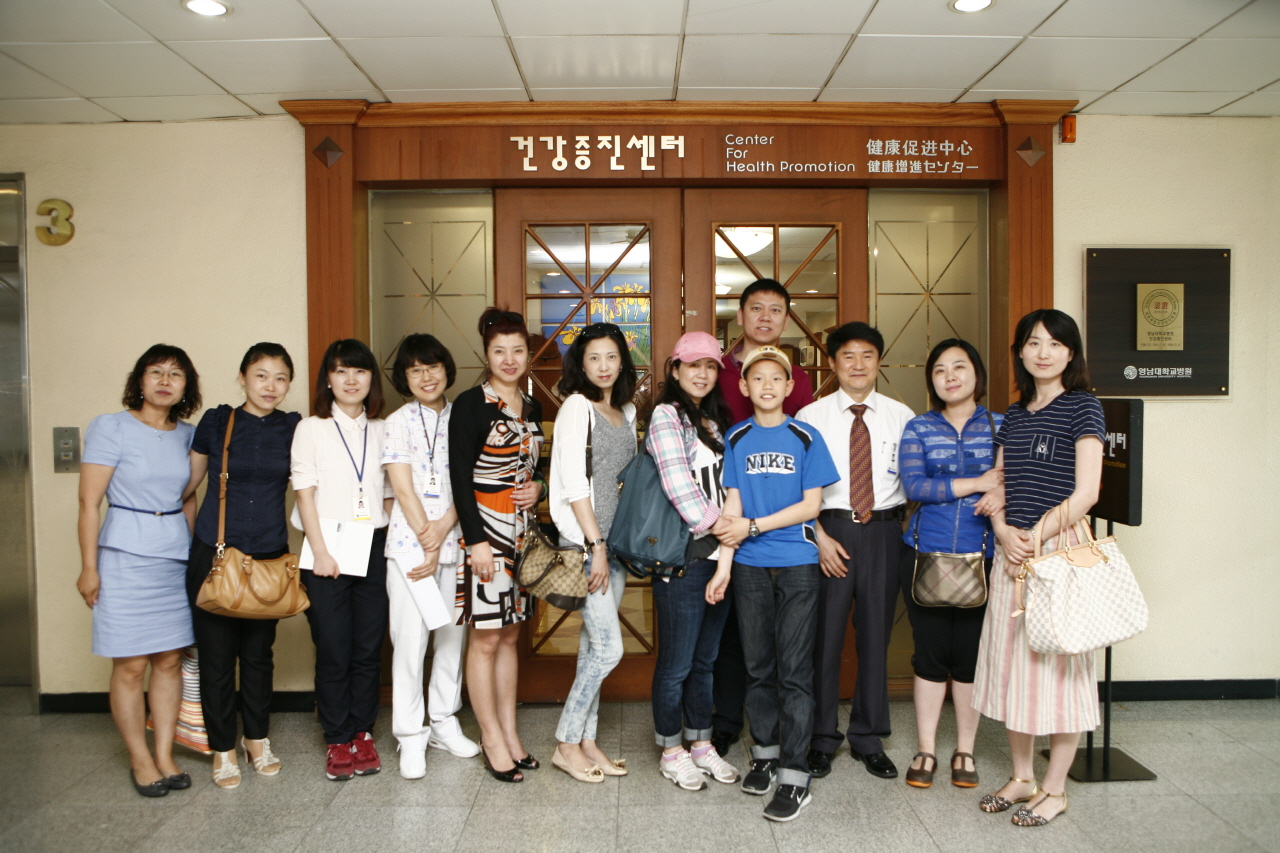 청도 웨이푸건강상담유한회사 대표단 일행 5명, 종합검진 및 PET-CT 검사 수진, 2012년 6월 21일 오전 9시, 건강증진센터 및 PET센터