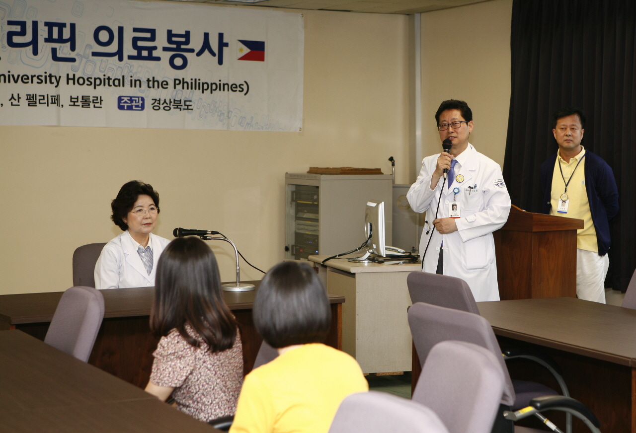 2012년 경상북도와 함께하는 새마을해외의료봉사 발대식 거행, 6월 26일 오후 4시, 서관 3층 회의실