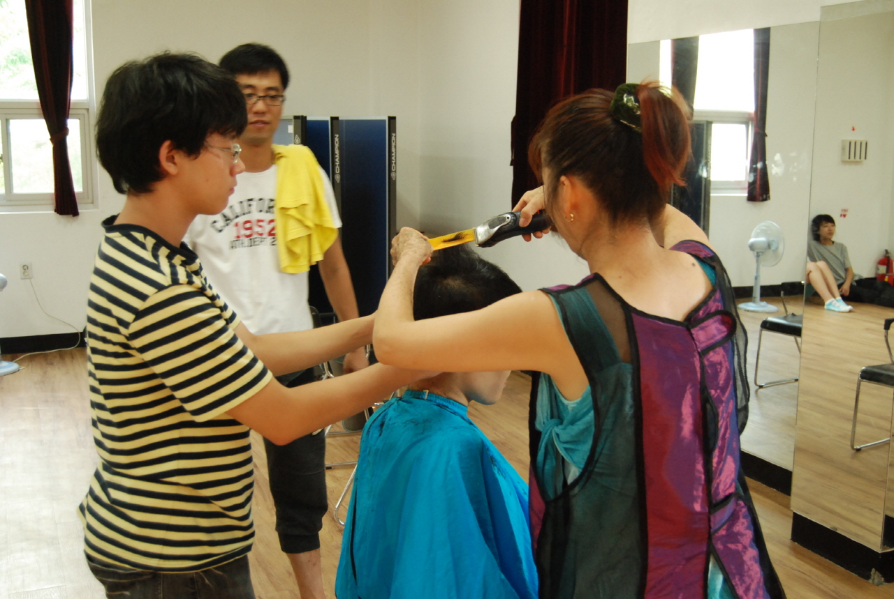 의학전문대학원-의과대학 2012년 하계 봉사활동 실시, 7월 25~27일 3일간, 경주 푸른마을