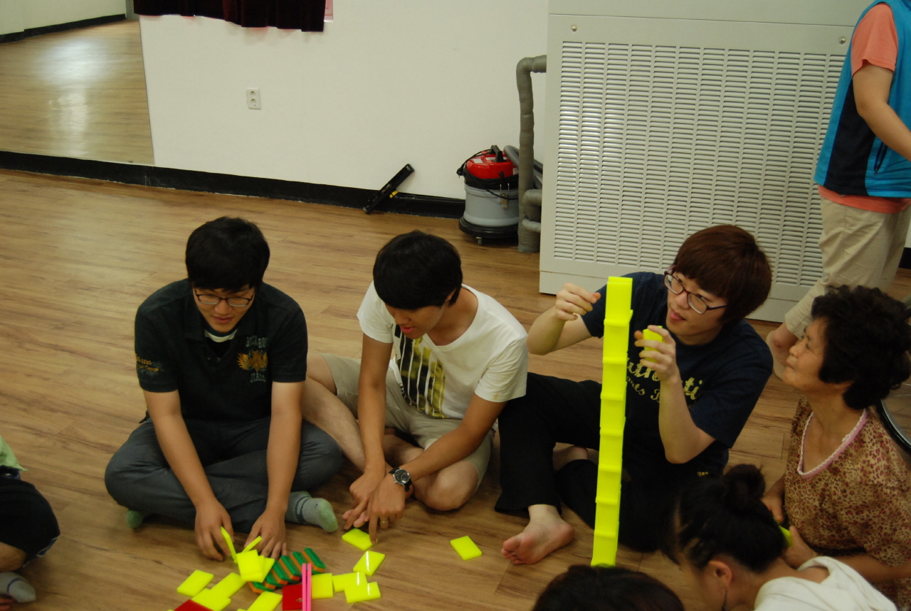 의학전문대학원-의과대학 2012년 하계 봉사활동 실시, 7월 25~27일 3일간, 경주 푸른마을
