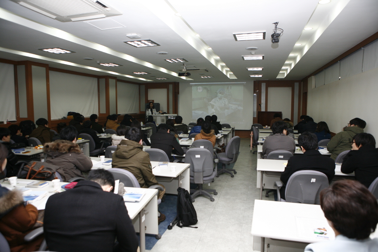 2013학년도 신규 인턴 오리엔테이션 실시, 2월 18일~20일 3일간, 의과대학 강의실 및 임상수기교육센터, 46명 대상