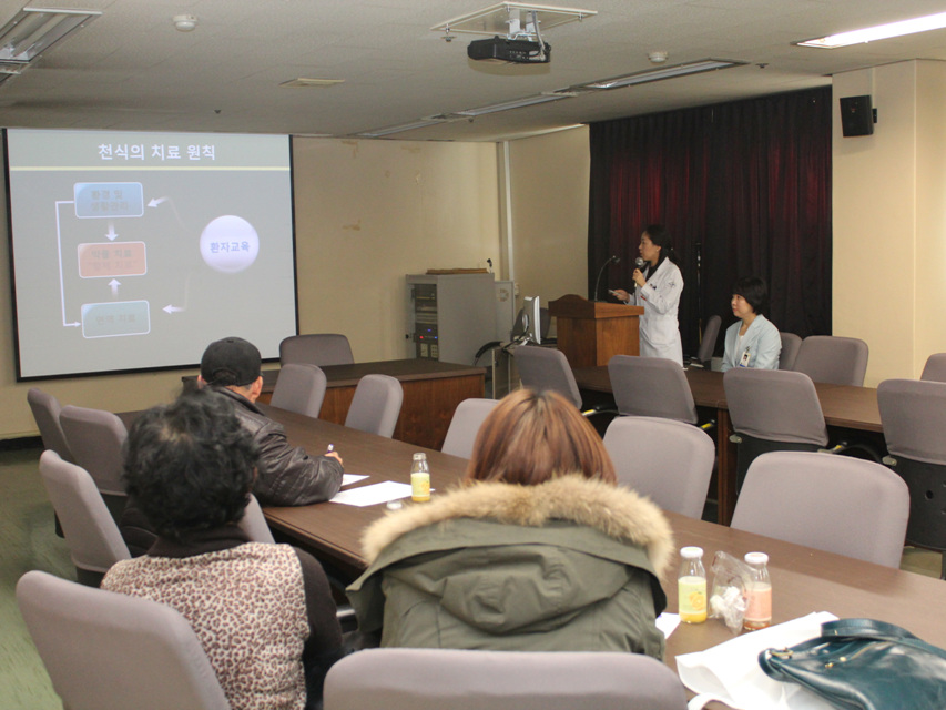 제14회 권역 호흡기 센터 외래 및 입원환자 대상 천식교육 사진 2