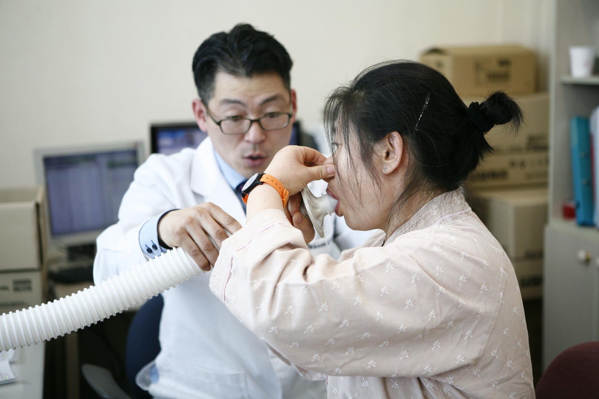 중국 의료관광객 3명 방문 종합건강검진 수진, 2013년 3월 15일 오전 9시, 건강증진센터와 PET센터, MR실 수진 