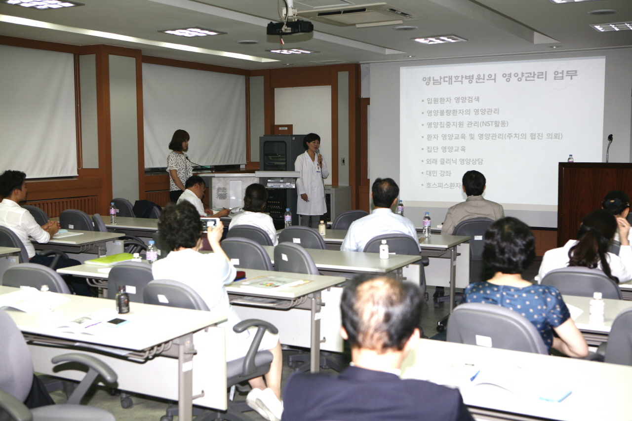 호흡기전문질환센터 기초조사 결과보고 및 사업수행 전략개발 세미나 개최, 2013년 7월 30일 오후 4시 30분, 의대 2층 대학원강의실