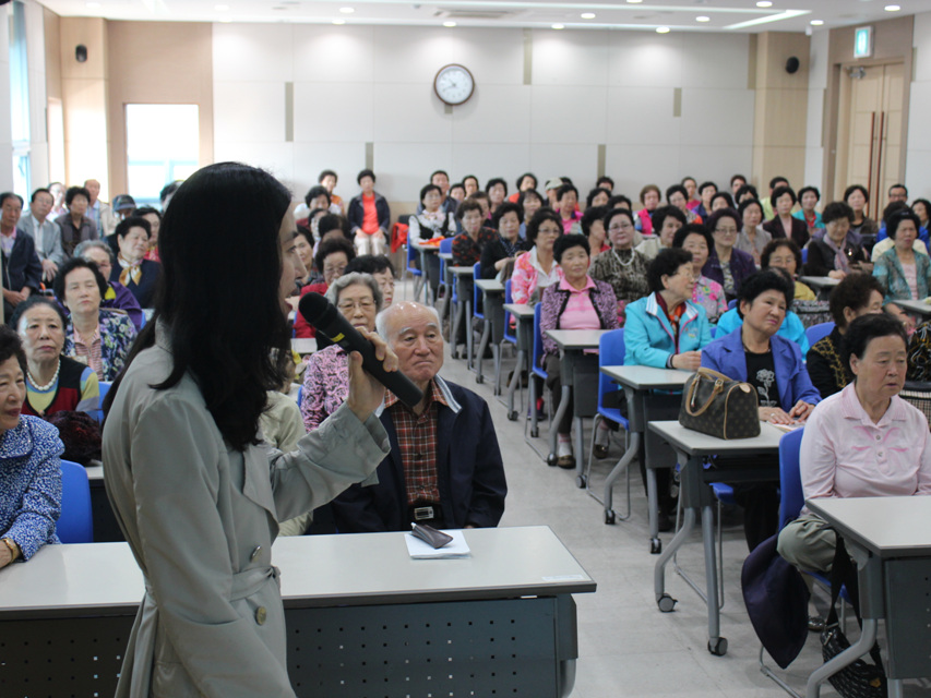 (사)대한노인회 대구광역시 남구지회 건강강좌 개최 사진3