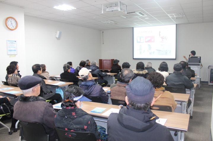 <제36회 권역 호흡기 전문질환센터 외래 및 입원환자 대상 만성폐쇄성폐질환 및 천식교육>
