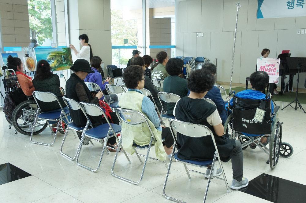 행복한 로비음악회 웨이브 뮤직 앙상블