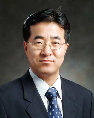 김용하 교수 대한성형외과학회대구경북지회 이사장에 선출 - 김용하 교수(성형외과) 이미지