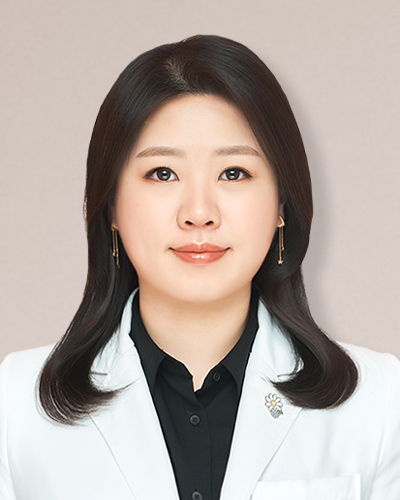 김초신 사진