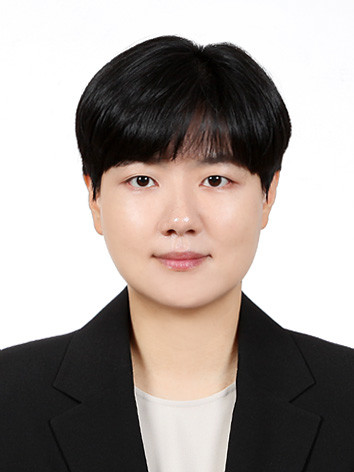 우현 사진