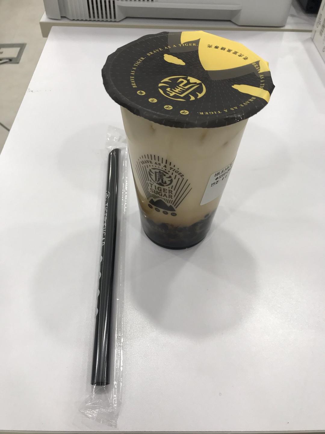 타이거 슈가 음료 후원