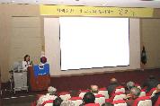 4월 28일 개최된 제99회 암교실에서 김민경 교수가 빈혈과 항암 치료를 주제로 강의했다.