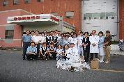 병원 외곽지 청소 후 기념촬영