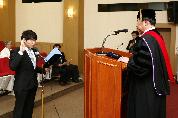 의과대학 2012학년도 의예과 입학식 거행, 2월 29일 오전 10시, 이산대강당, 입학생 38명 대상