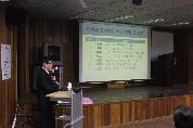 2013년 12월 18일(수) 오전 10시  대덕노인종합복지관에서 열린 대덕평생대학 건강강좌 사진입니다.
