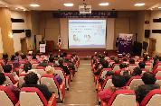 2013년 12월 27일(목) 오후 2시 영남대학교병원 1층 이산대강당 제49회 소화기내과 건강교실 사진입니다.