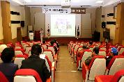 2014년 3월 17일(월) 오후 2시 영남대학교병원 1층 이산대강당에서 열린 권역 호흡기 전문질환센터와 함께하는 <제32회 폐암 건강교실> 사진입니다.