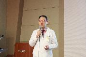 2014년 4월 30일(수) 15:00~ 영남대학교병원 본관 1층 이산대강당에서 열린 조윤우 교수와 함께하는 <제99회 척추교실> 사진입니다.