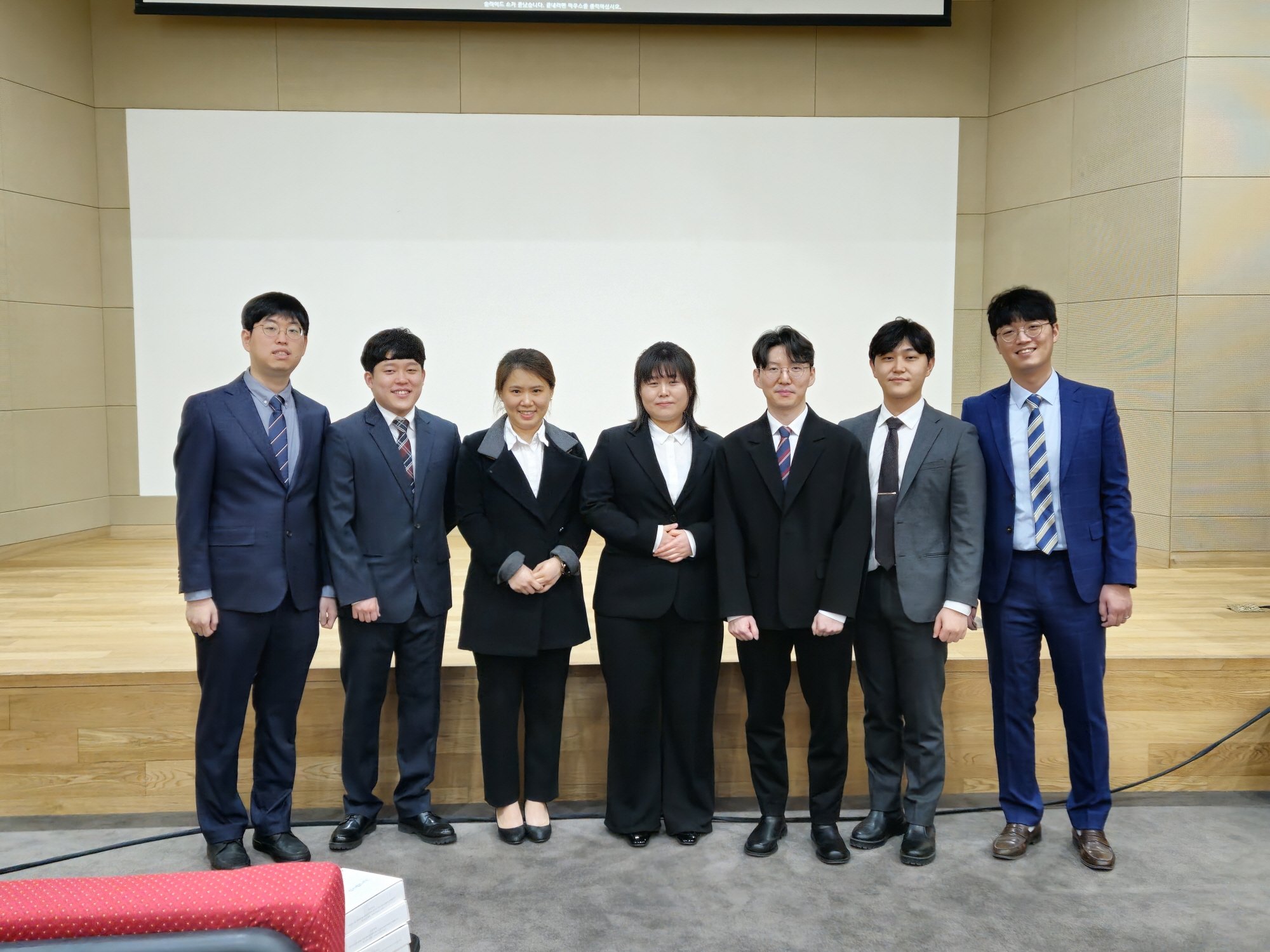 내과 전공의를 마치며 과 동기들과 함께